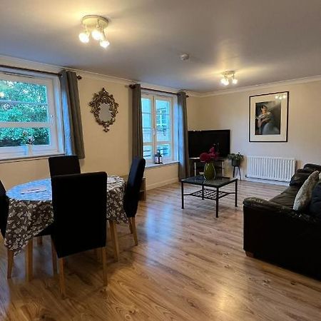 Edinburgh City Centre - Powderhall Modern Spacious 2 Bedroom Apartment With Free Parking Eksteriør billede