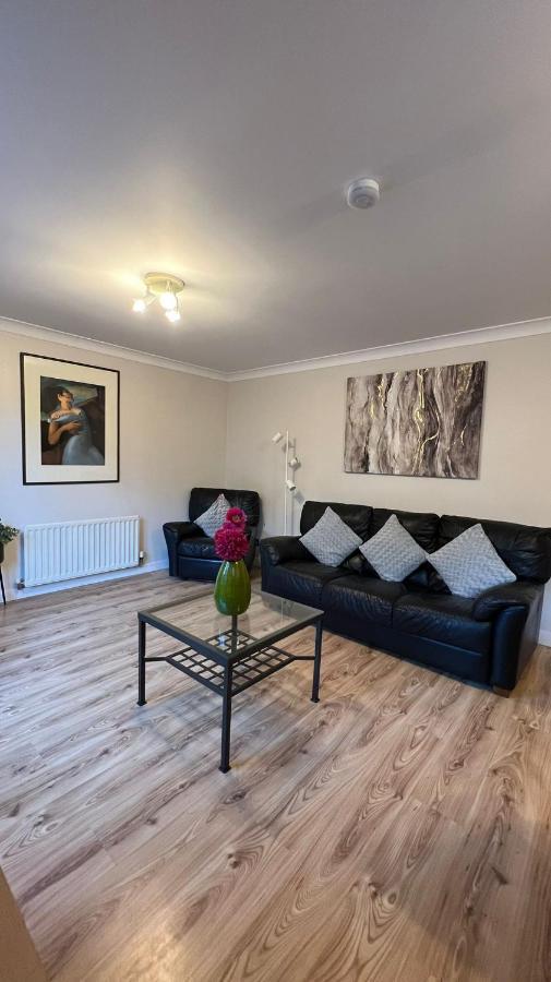 Edinburgh City Centre - Powderhall Modern Spacious 2 Bedroom Apartment With Free Parking Eksteriør billede