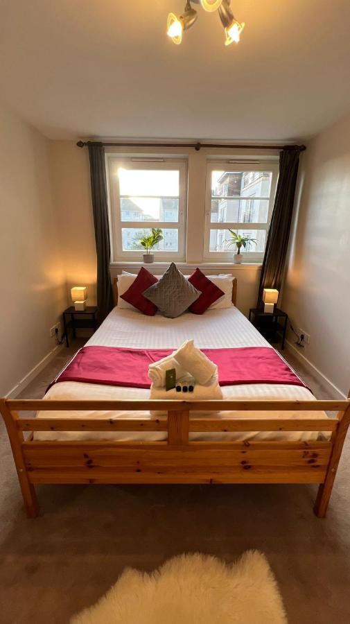 Edinburgh City Centre - Powderhall Modern Spacious 2 Bedroom Apartment With Free Parking Eksteriør billede