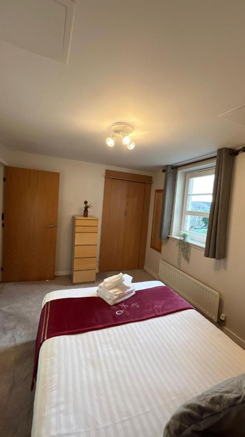 Edinburgh City Centre - Powderhall Modern Spacious 2 Bedroom Apartment With Free Parking Eksteriør billede