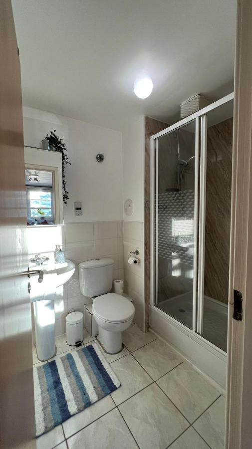 Edinburgh City Centre - Powderhall Modern Spacious 2 Bedroom Apartment With Free Parking Eksteriør billede